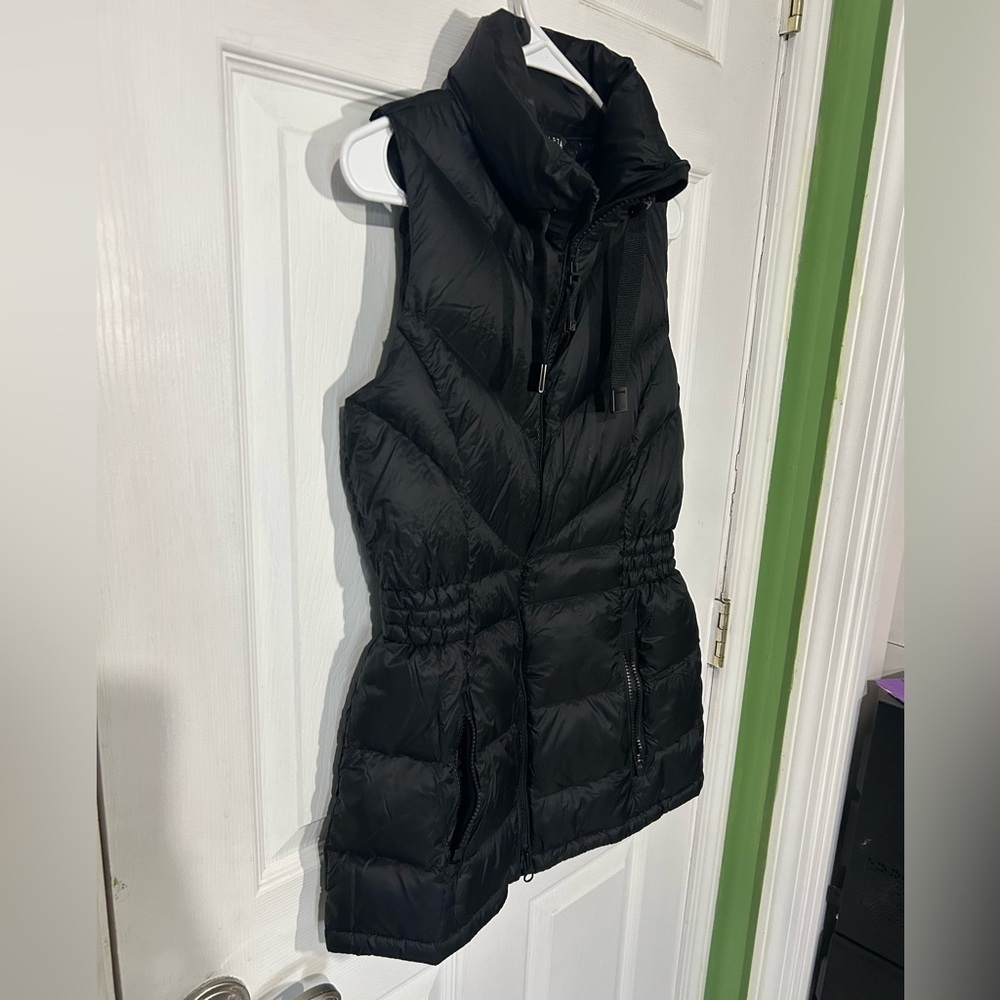 Athleta Banner Peak Down Vest in Black, Size XS. EUC Puffer, dual zipper. - Picture 2 of 15